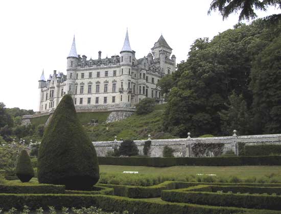 Dunbrobin Castle